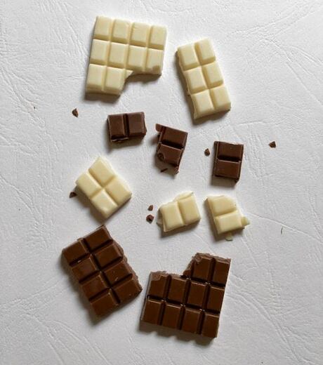 Plain dark, milk and white chocolate bites